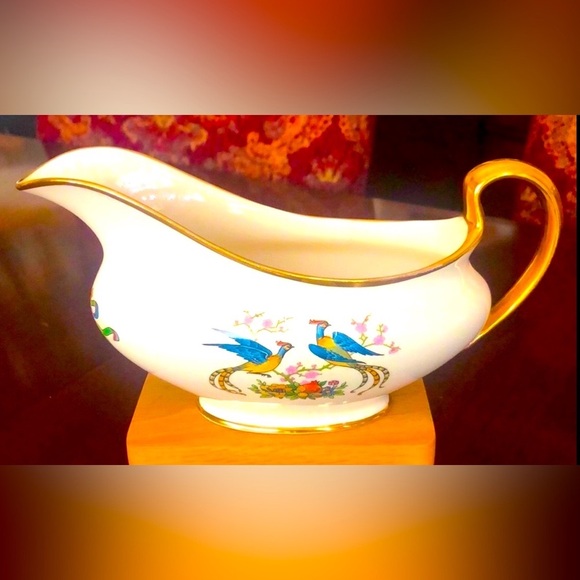VINTAGE “1930’s “PAREEK-WARE” GRAVY BOAT. RARE. - Picture 1 of 6